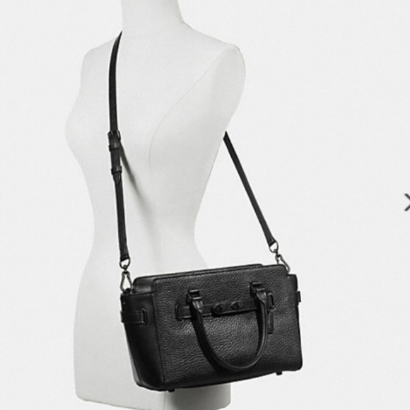 Coach Blake Carryall 25(%Authentic) - Picture 5 of 7